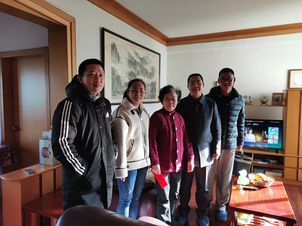 说明: C:\Users\Administrator\Desktop\XK星空走访慰问离退休老同志\IMG_20210118_092252.jpg