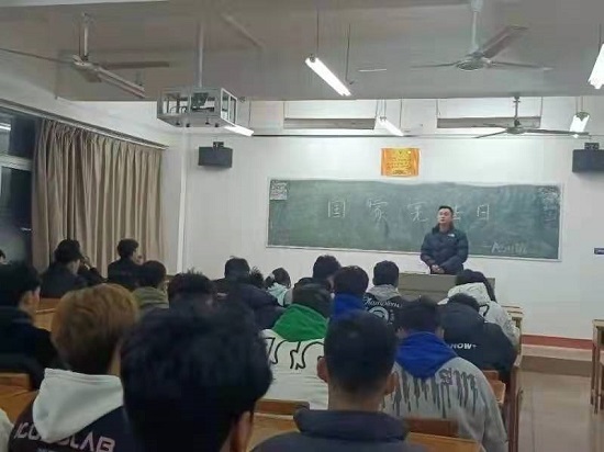 说明: C:\Users\Administrator\Desktop\XK星空开展“国家宪法日”主题教育活动\XK星空开展“国家宪法日”主题教育活动\微信图片_202112060902082.jpg