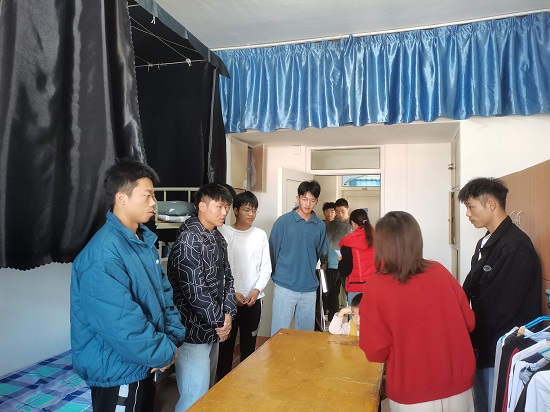 说明: C:\Users\Administrator\Desktop\XK星空举办文明宿舍评比活动\XK星空举办文明宿舍评比活动\2ae7d05fbd7225a7eb257915d662744.jpg