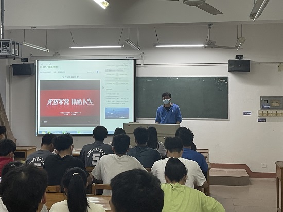 说明: C:\Users\Administrator\Desktop\XK星空开展大学生征兵宣传工作2022.4.11\1.jpg