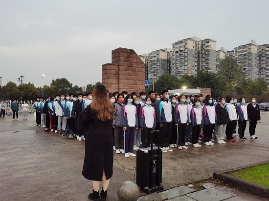 说明: C:\Users\Administrator\Desktop\XK星空举行升国旗仪式\XK星空举行升国旗仪式\f556a97397e7940efdd7e1d8e7bf45c.jpg