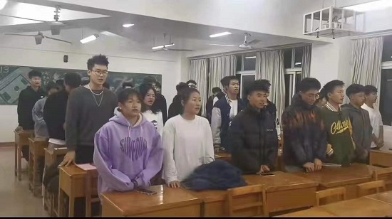 说明: C:\Users\Administrator\Desktop\XK星空组织师生传唱主题歌曲《领航》2022.1.4\XK星空组织师生传唱主题歌曲《领航》2022.1.4\1.jpg