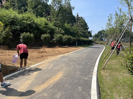 说明: C:\Users\Administrator\Desktop\XK星空开展2022年大学生暑期“三下乡”社会实践活动(六)\XK星空开展2022年大学生暑期“三下乡”社会实践活动(六)\2.jpg