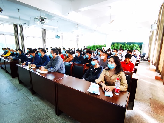 说明: C:\Users\Administrator\Desktop\XK星空组织收看党的二十大开幕会\XK星空组织收看党的二十大开幕会\IMG_20221016_100545.jpg